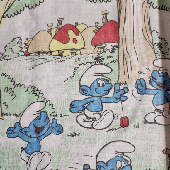 Vintage 1980s "Smurf Village " Twin Flat Bed Sheet Fabric - Picture 4 of 10